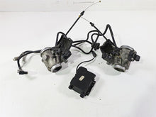 Load image into Gallery viewer, 2009 BMW R1200RT K26 Throttle Bodies Body Set - Read 13547712613 13547712614 | Mototech271
