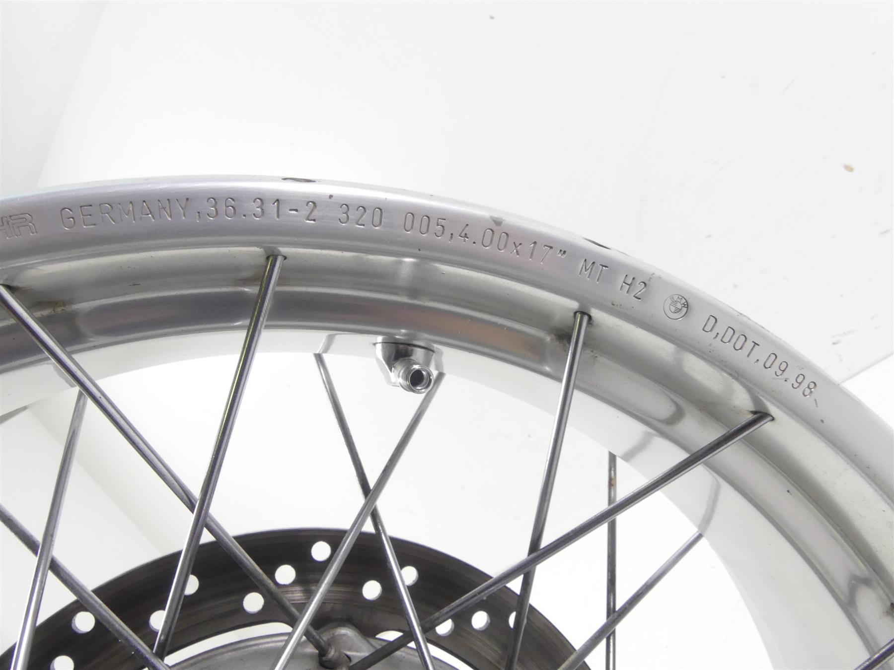 1999 BMW R1100 GS 259E Nice Straight Rear 4x17 Behr Wheel Rim 36312314932 {{ shop.shopifyCountryName }} - Mototech271