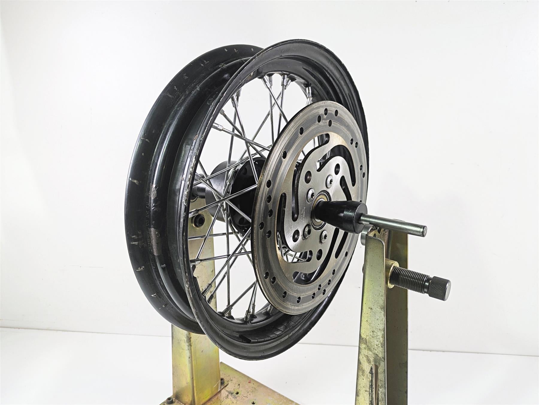 2014 Harley FLS Softail Slim Rear Wheel Rim 16x3 READ 55109-12 {{ shop.shopifyCountryName }} - Mototech271