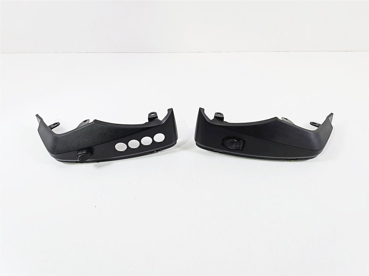 2023 BMW R1250RT RTP K52 Left Right Trim Infill Cover Fairing Set 46638566226 {{ shop.shopifyCountryName }} - Mototech271