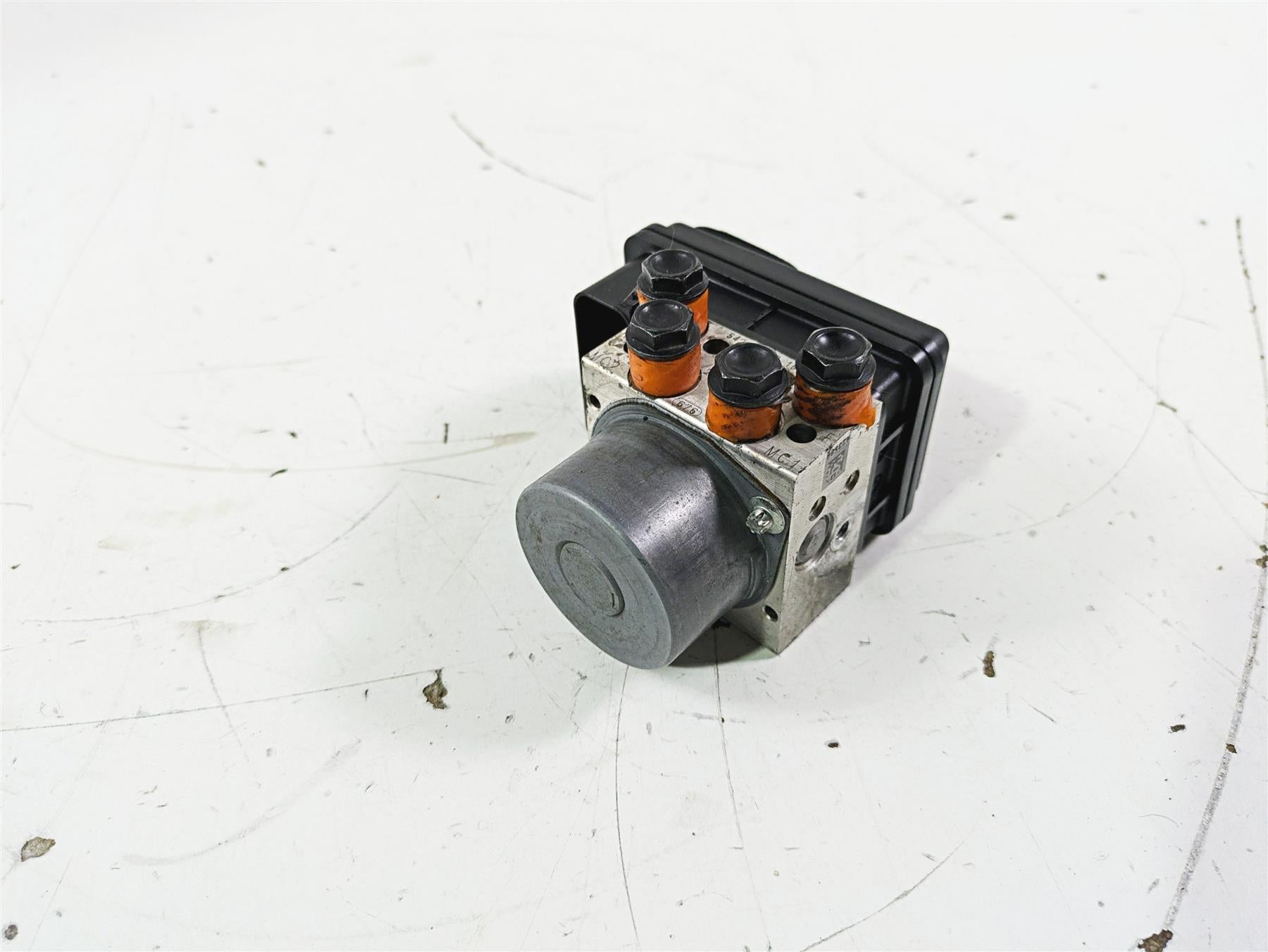 2017 Ducati Monster 1200 S Abs Brake Pump Module Unit 54240631B {{ shop.shopifyCountryName }} - Mototech271