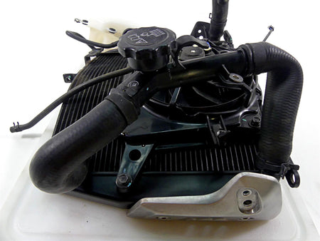 2022 Triumph Speed Triple 1200 RS Radiator Fan Reservoir Hoses Set T2100941 {{ shop.shopifyCountryName }} - Mototech271