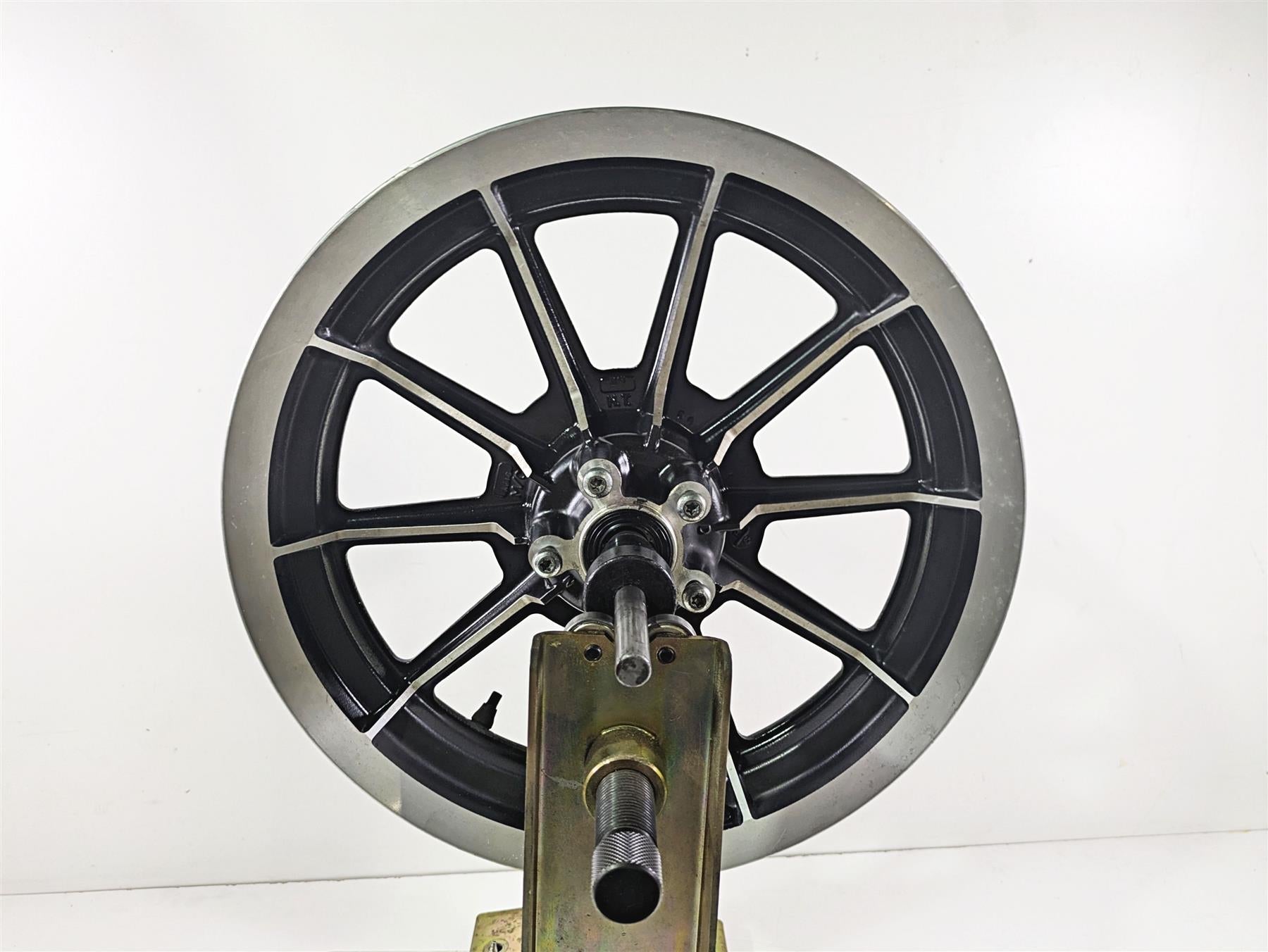 1996 Harley Touring FLHTCUI Electra Glide 16x3 Front Wheel Rim 10 Spoke 43493-87 {{ shop.shopifyCountryName }} - Mototech271