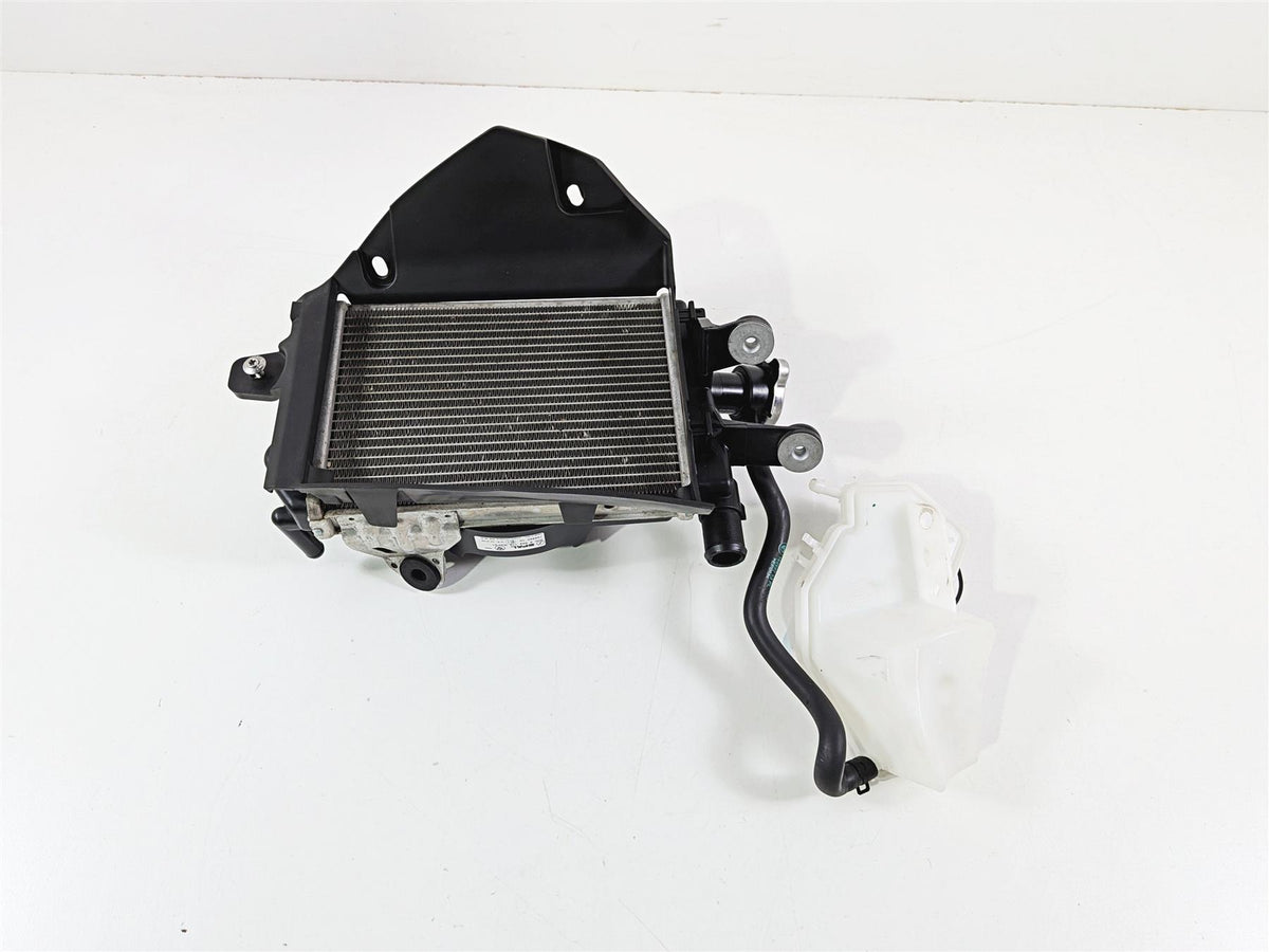 2021 BMW R1250GS K51 Adventure Right Radiator Fan Cover Set 17118546416-Mototech271