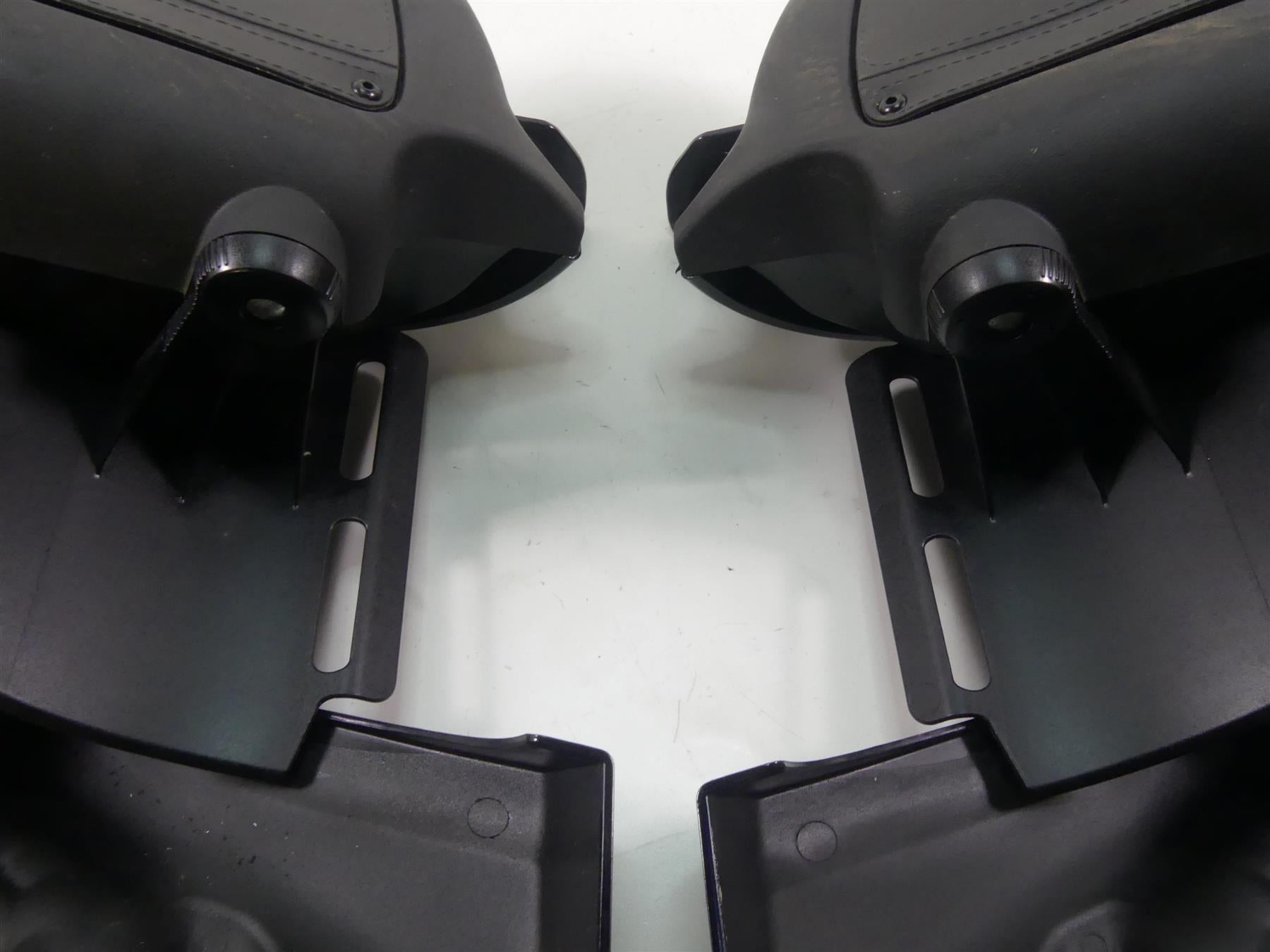 2009 Harley FLHTCU SE4 CVO E-Glide Lower Leg Fairing Storage Cover Set 58816-05A {{ shop.shopifyCountryName }} - Mototech271