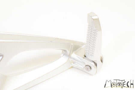2006 BMW K1200S K1200 S K40 Rear NICE Passenger Footpeg Rest SET 46717660170 {{ shop.shopifyCountryName }} - Mototech271