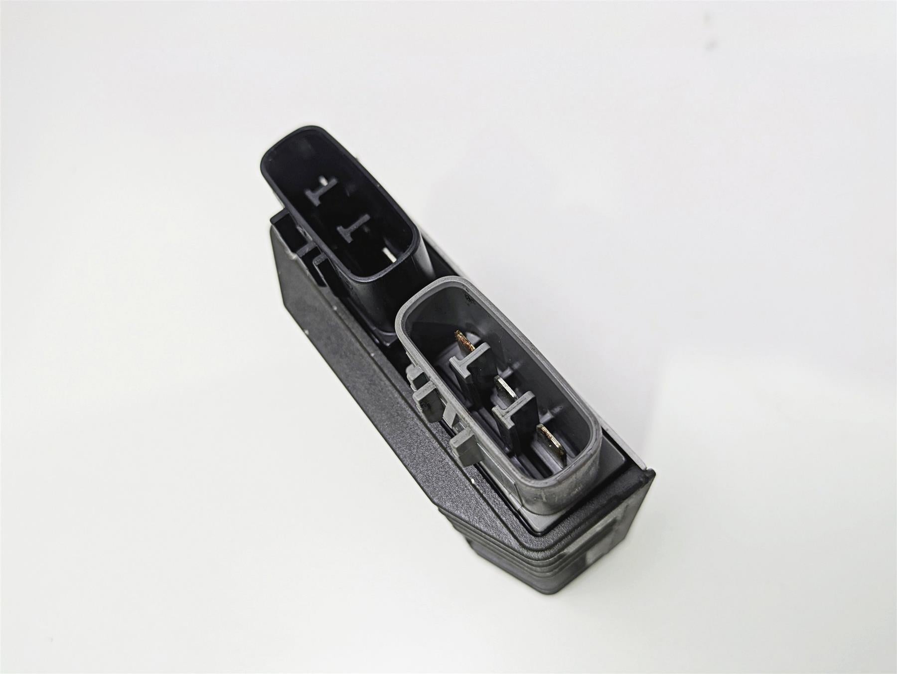 2014 Yamaha YZFR1 R1 RN22 Rectifier Voltage Regulator 1D7-81960-01-00 FH012AA {{ shop.shopifyCountryName }} - Mototech271