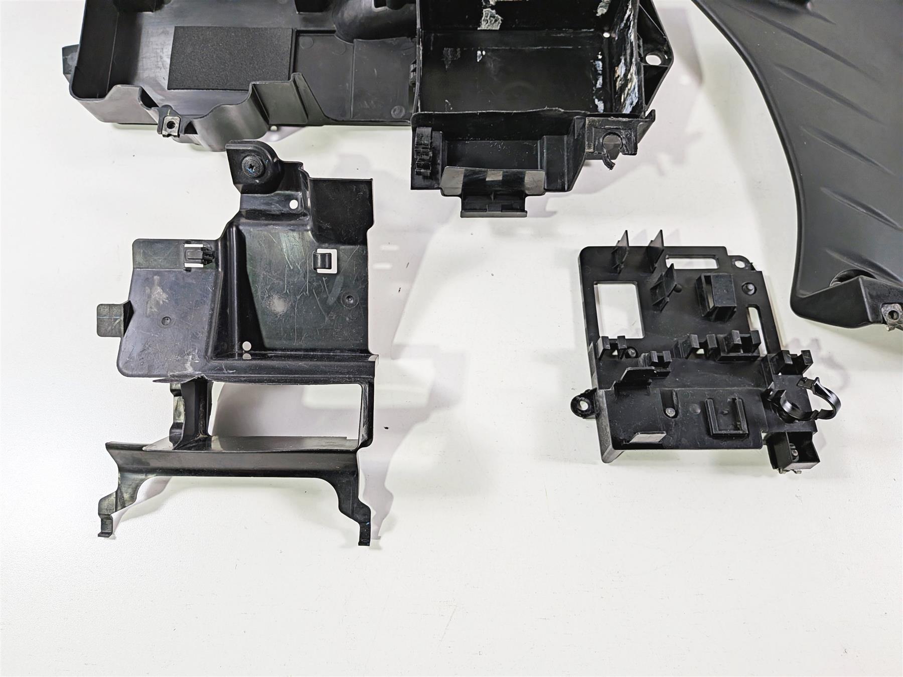 2012 Yamaha XT1200 Super Tenere Electrical Carrier Infill Cover 23P-2137U-00 {{ shop.shopifyCountryName }} - Mototech271