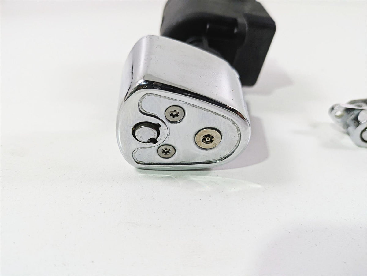 2009 Harley Touring FLHX Street Glide Ignition Switch Key Lock Set 71572-06 {{ shop.shopifyCountryName }} - Mototech271
