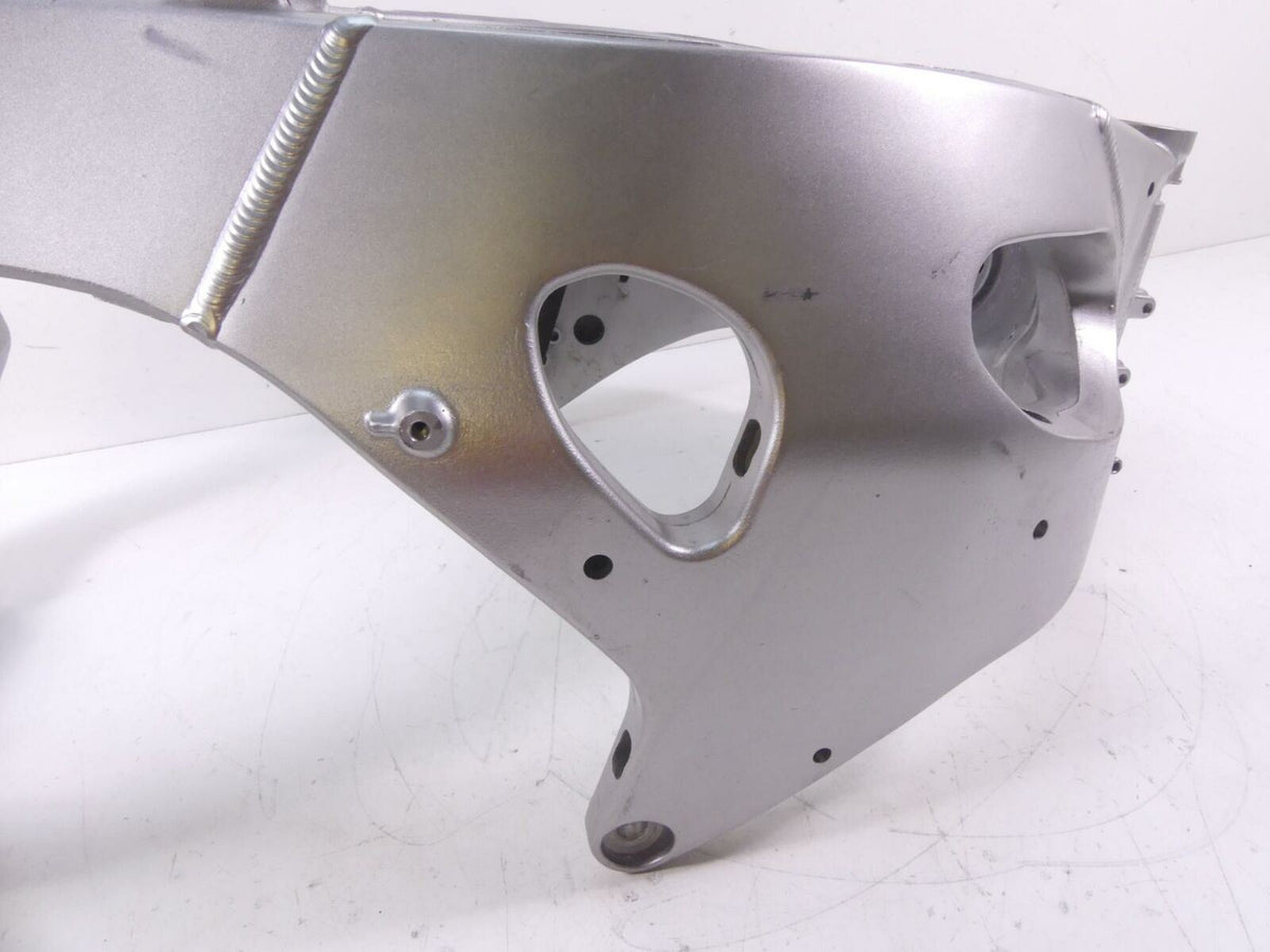 2014 Honda CBR1000 SP Fireblade Straight Main Frame Chassis Slvg 50010-MFL-671ZB {{ shop.shopifyCountryName }} - Mototech271