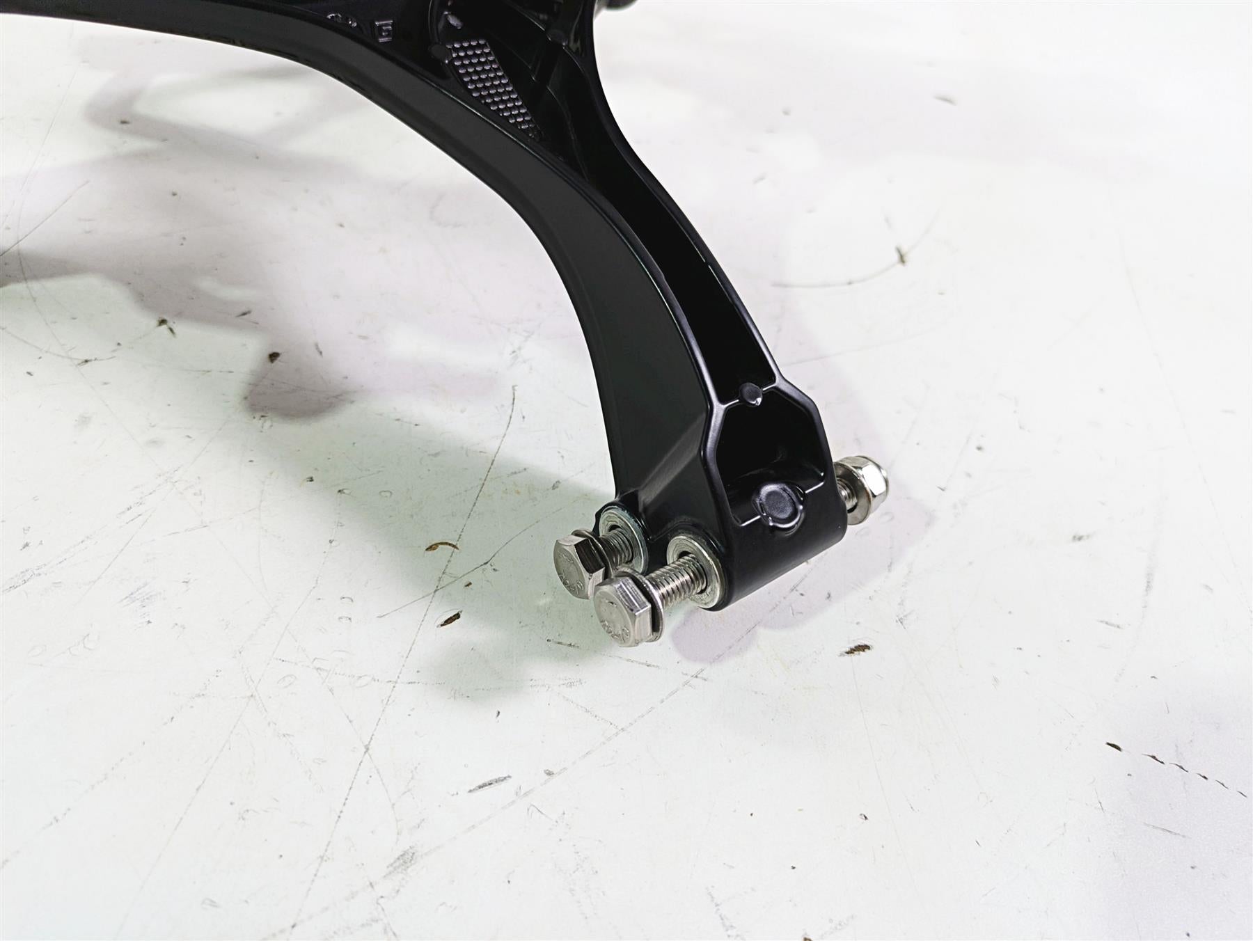 2018 BMW R1200GS GSW K50 Front Center Stay Windshield Mount 46638536083 {{ shop.shopifyCountryName }} - Mototech271