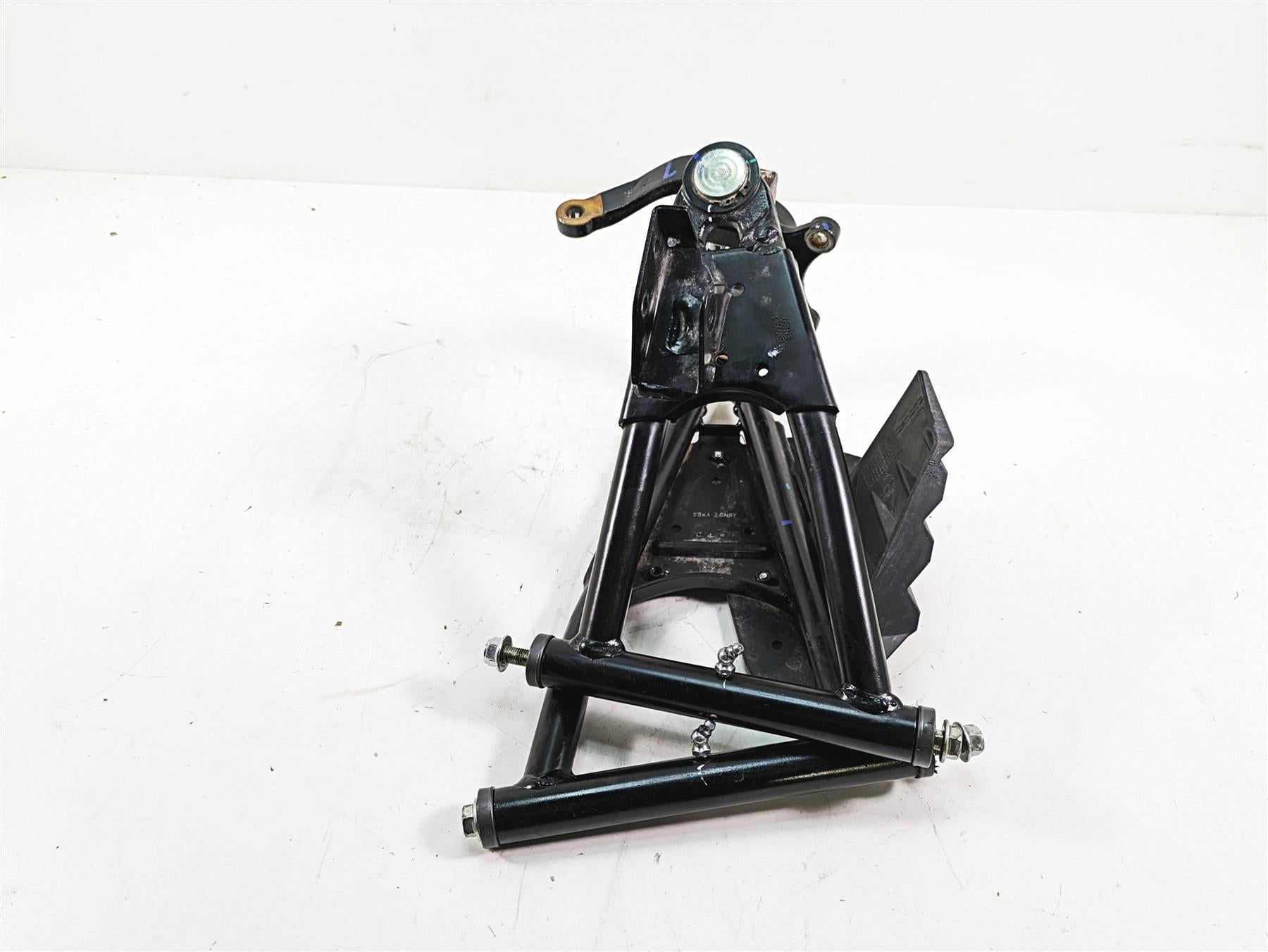 2021 CFMoto Zforce 500 Trail Front Left Knee Assembly 5BWC-050701 {{ shop.shopifyCountryName }} - Mototech271