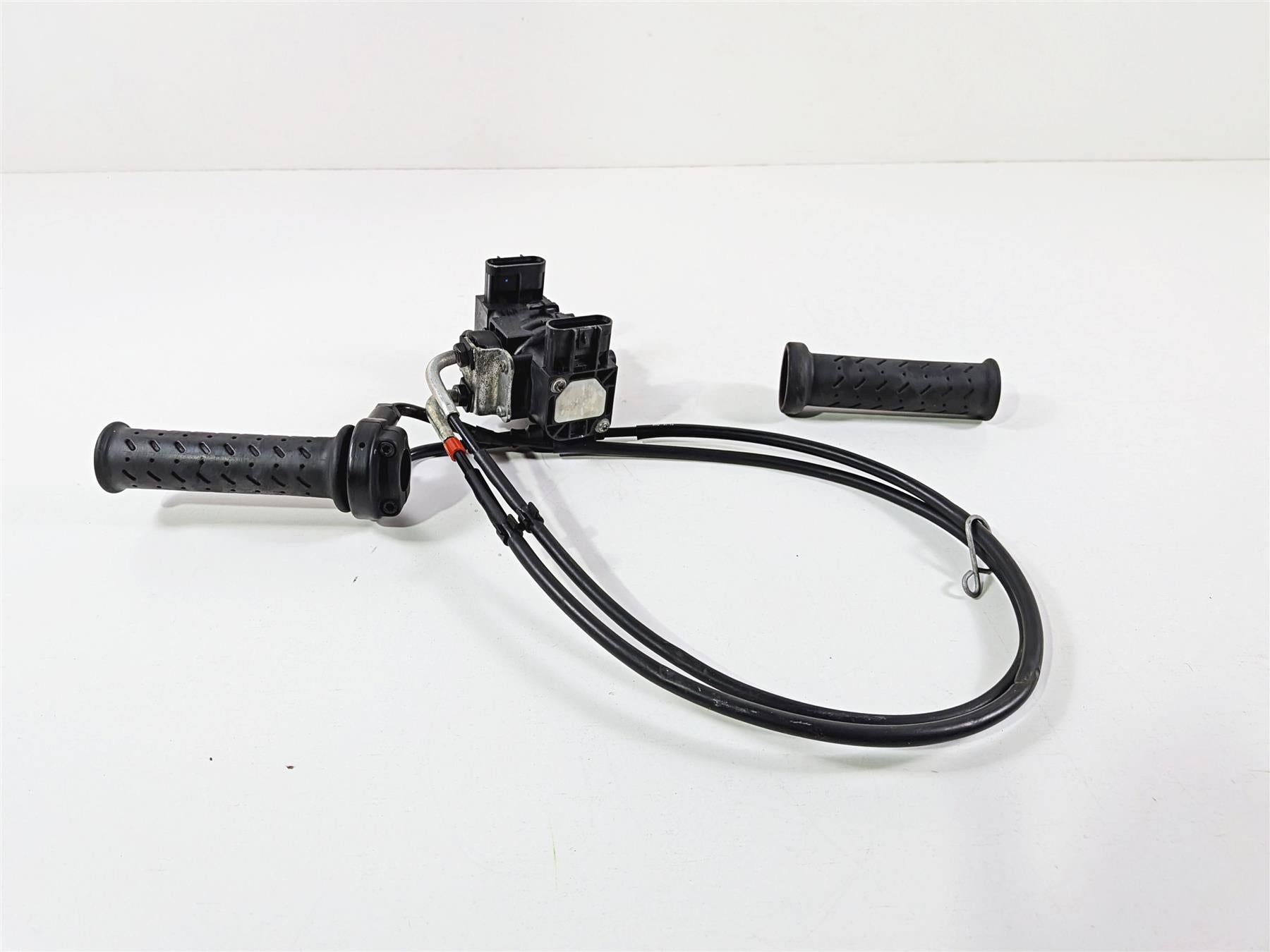 2014 Aprilia RSV4 RR Factory Throttle & Acceleration Position Sensor B044414 {{ shop.shopifyCountryName }} - Mototech271
