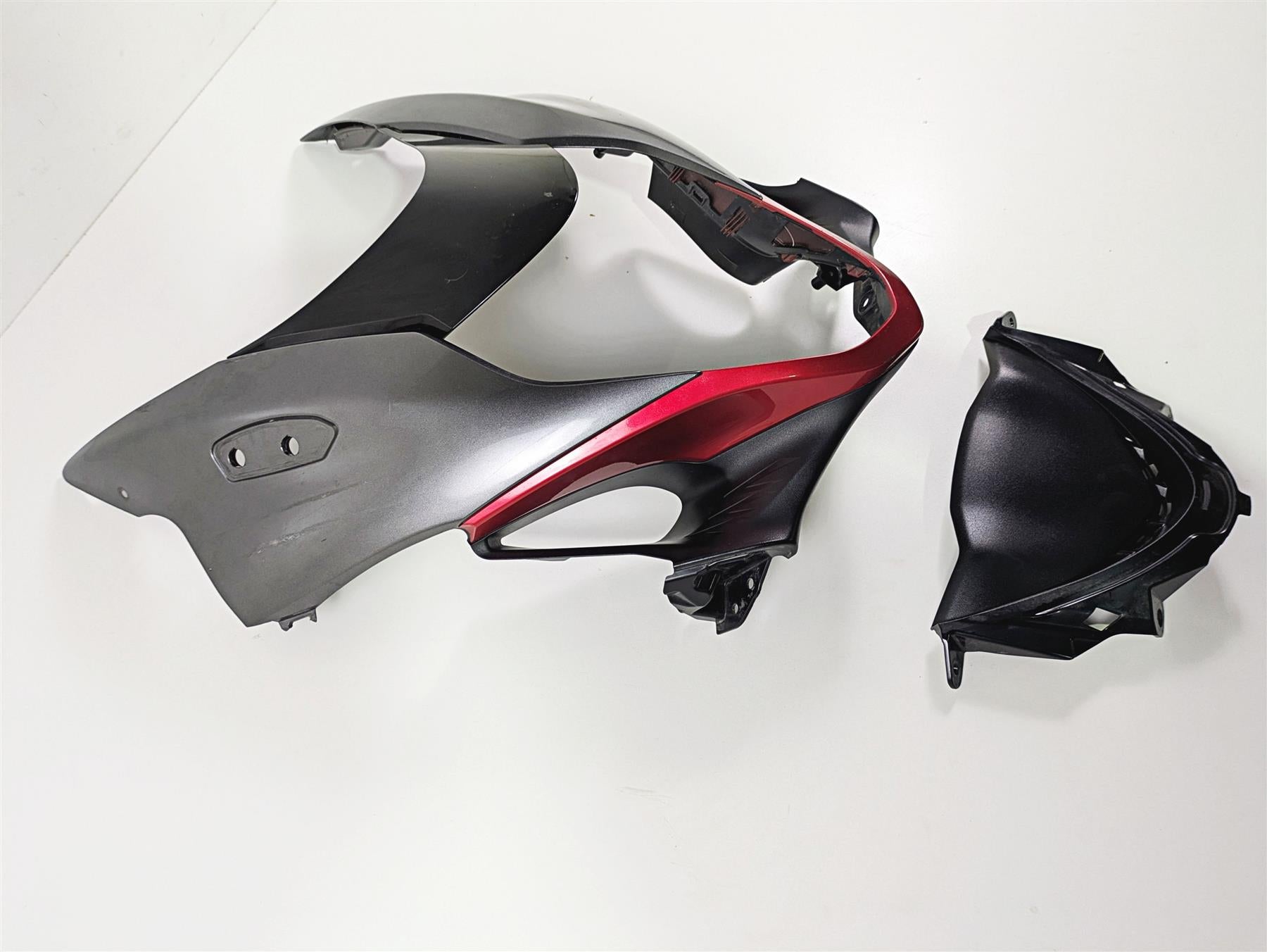 2023 Suzuki GSX1300 RR Hayabusa Front Nose Headlight Fairing - Read 94412-10L00 {{ shop.shopifyCountryName }} - Mototech271
