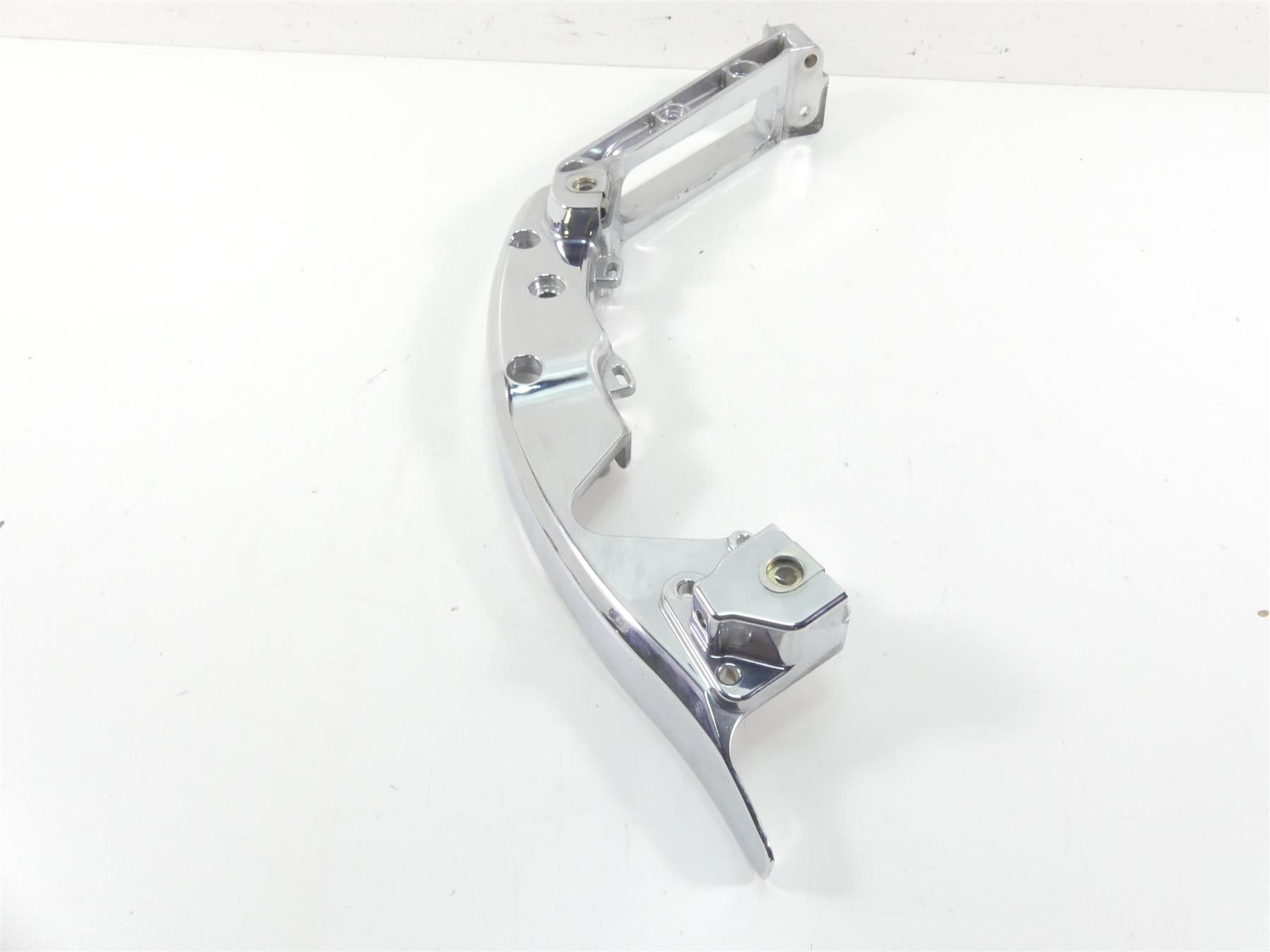 2014 Harley Touring FLHTK Electra Glide Left Saddlebag Chrome Mount 90200503 {{ shop.shopifyCountryName }} - Mototech271