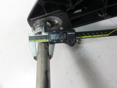 2008 Yamaha FZ1 Fazer Straight Rear Swingarm & 28mm Axle Set 2D1-22110-11-00 {{ shop.shopifyCountryName }} - Mototech271