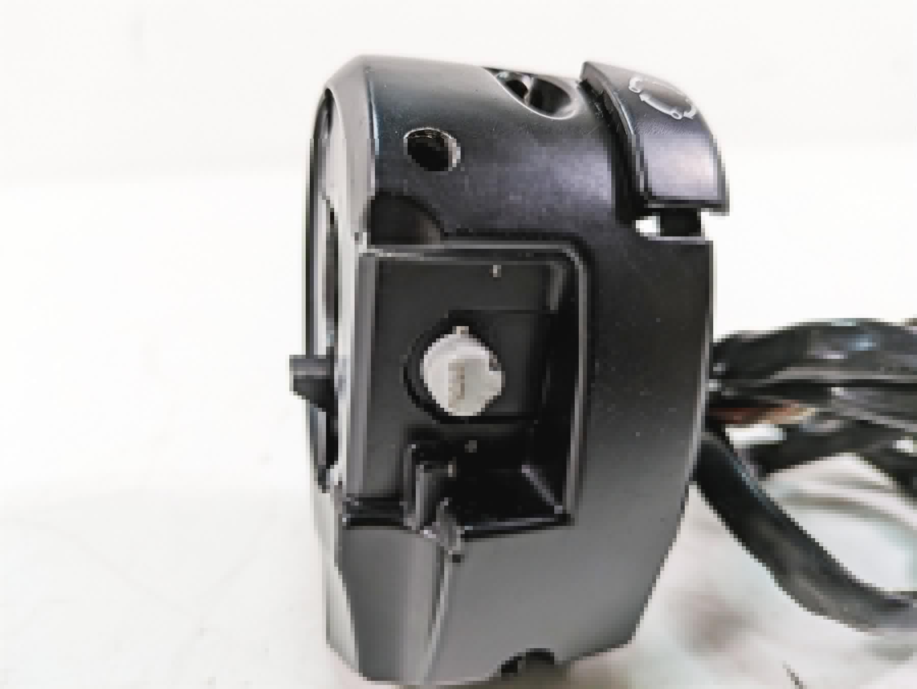 2018 Harley Touring FLHXSE CVO Street Glide Left Hand Control Switch 71500084B {{ shop.shopifyCountryName }} - Mototech271