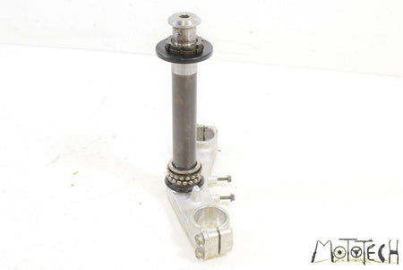 2005 Kawasaki ZZR1200 ZX1200 Lower Triple Tree Steering Yoke 44037-0008 {{ shop.shopifyCountryName }} - Mototech271