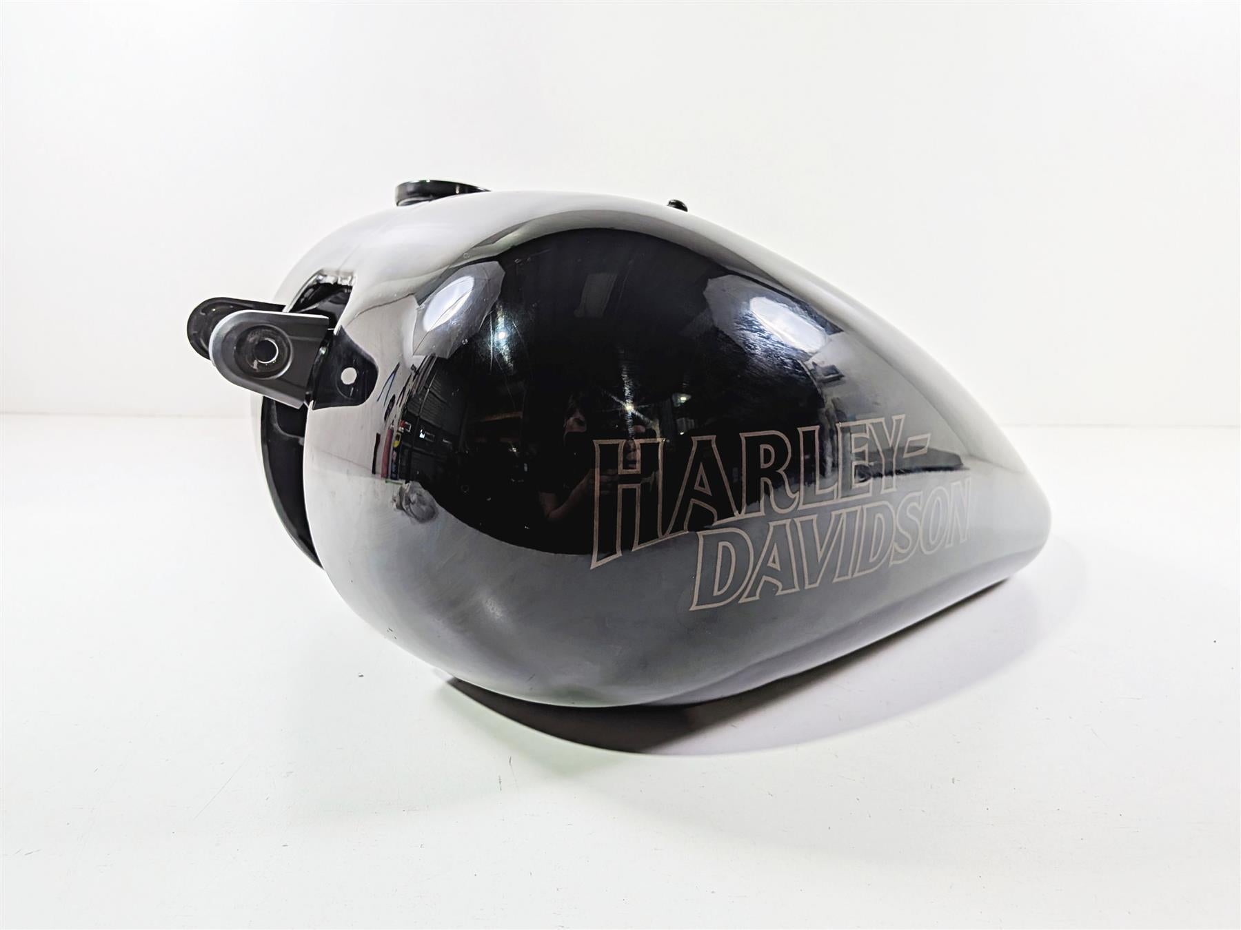 2024 Harley FXLRS Dyna Low Rider Fuel Gas Petrol Tank - No Dent 61000858-Mototech271