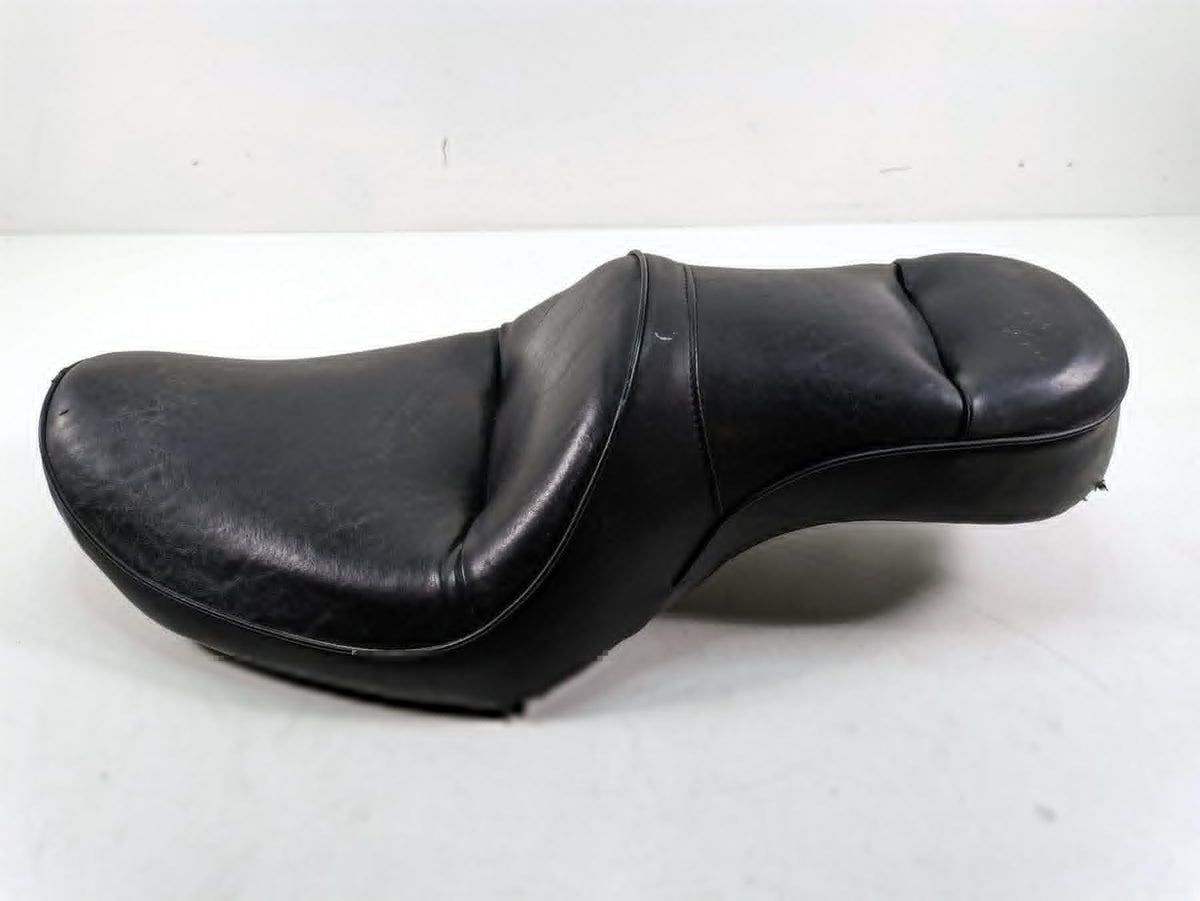Harley Davidson Dyna Wide Glide Big Twin 88ci Seat Saddle 53079-04 {{ shop.shopifyCountryName }} - Mototech271