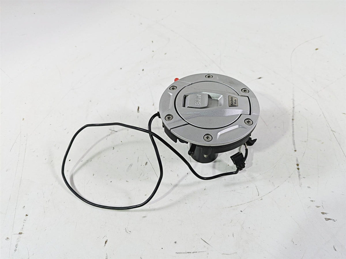 2016 BMW R1200GS GSW K50 Keyless Fuel Petrol Gas Cap Lid 16118531632 {{ shop.shopifyCountryName }} - Mototech271