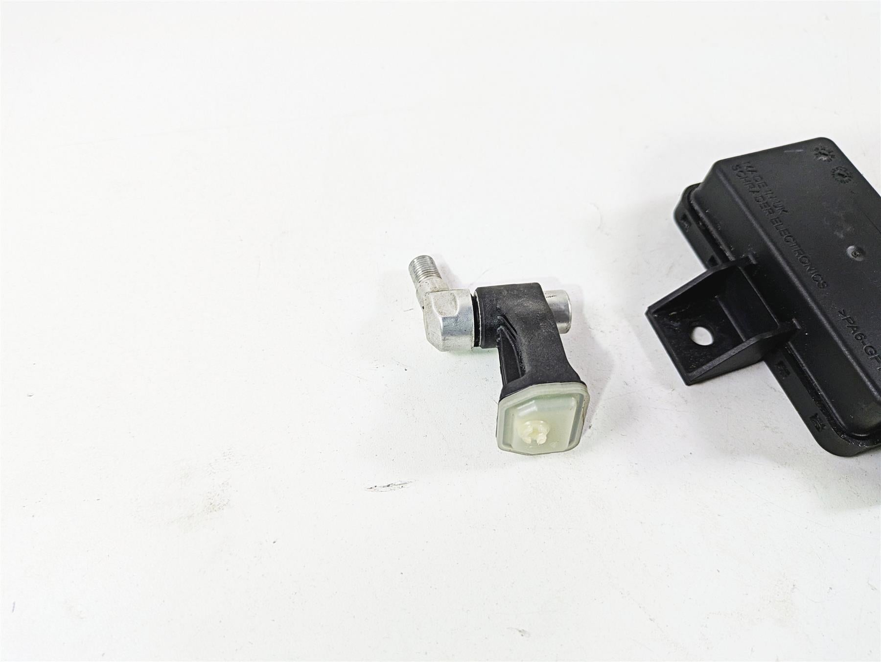 2021 BMW R1250GS K51 Adv Rdc Modul & Tire Pressure Sensor Set READ 65759832031 {{ shop.shopifyCountryName }} - Mototech271