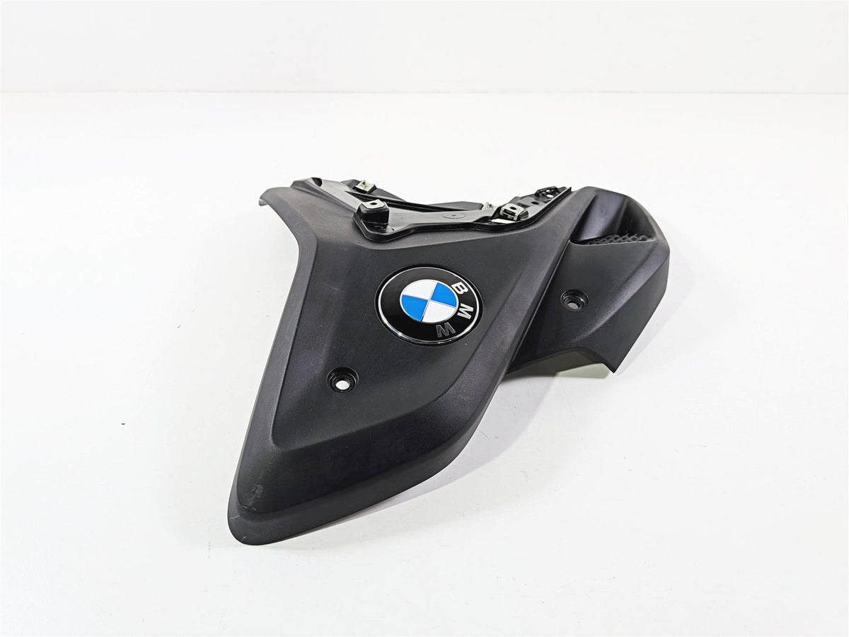2019 BMW R1250GS K50 Left Intake Fairing & Emblem 46638556655 {{ shop.shopifyCountryName }} - Mototech271