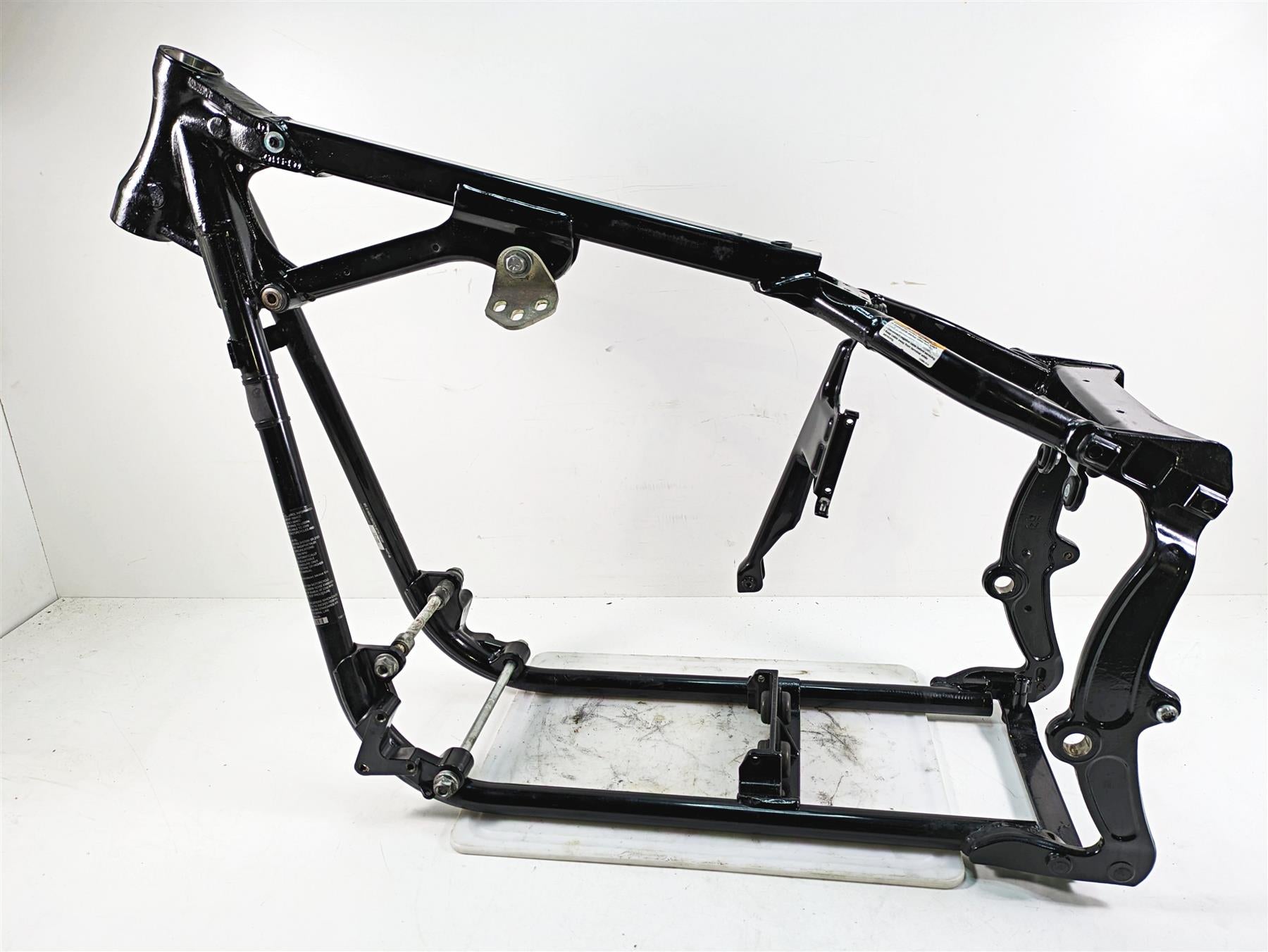2009 Harley Softail FLSTSB Cross Bones Main Straight Frame Chassis With Clean Kentucky Title - 47173-11BHP {{ shop.shopifyCountryName }} - Mototech271