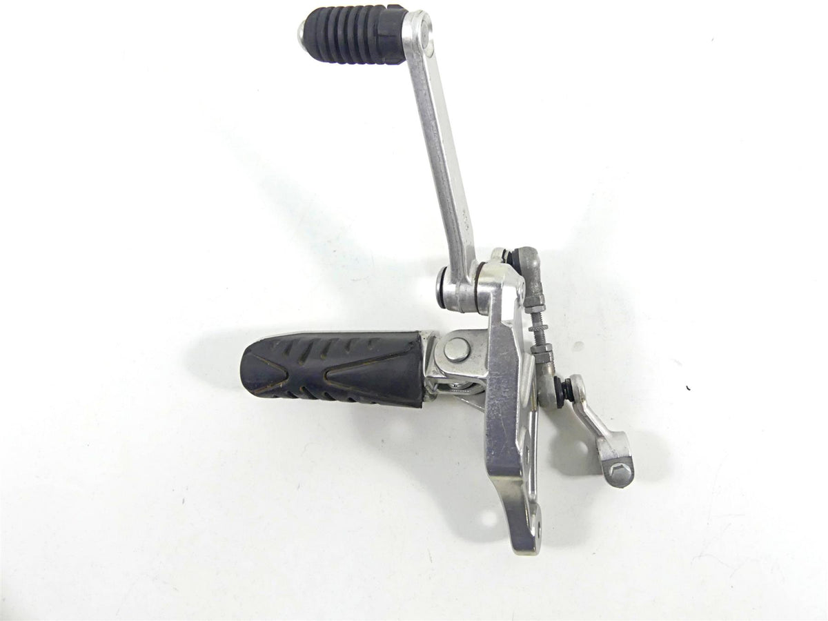 2012 Yamaha VMX17 VMAX 1700 Left Footpeg Foot Peg & Shifter Set 2S3-27442-00-00 {{ shop.shopifyCountryName }} - Mototech271