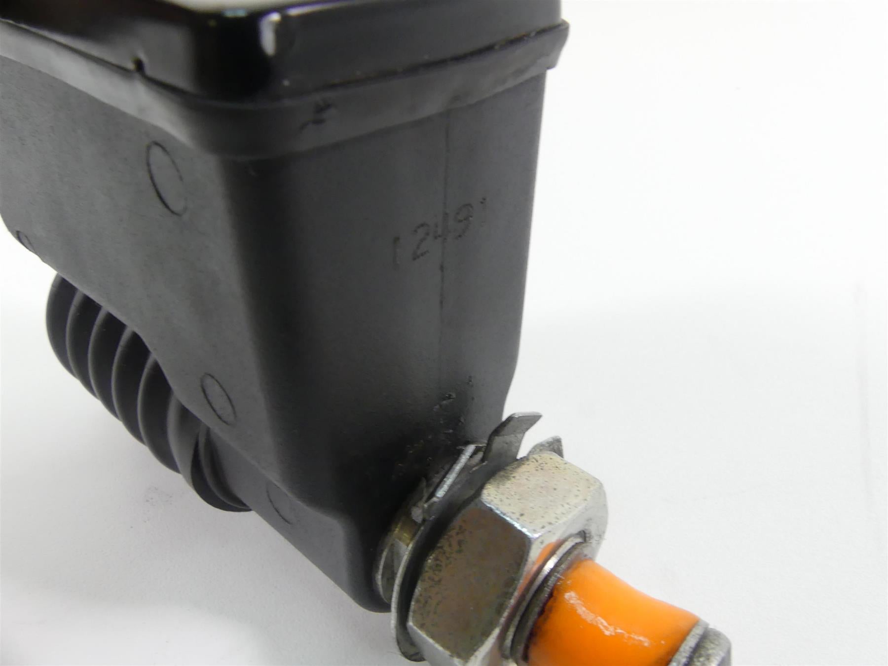 1999 Harley Dyna FXDL Low Rider Rear Brake Master Cylinder 42474-90C {{ shop.shopifyCountryName }} - Mototech271