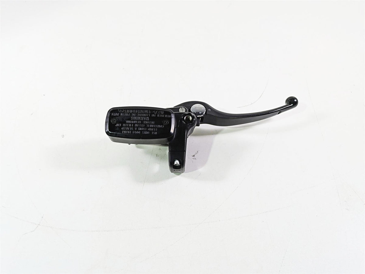 2016 Suzuki M109R VZR1800 Boulevard Front Brake Master Cylinder 5/8" 59600-10FD0 {{ shop.shopifyCountryName }} - Mototech271