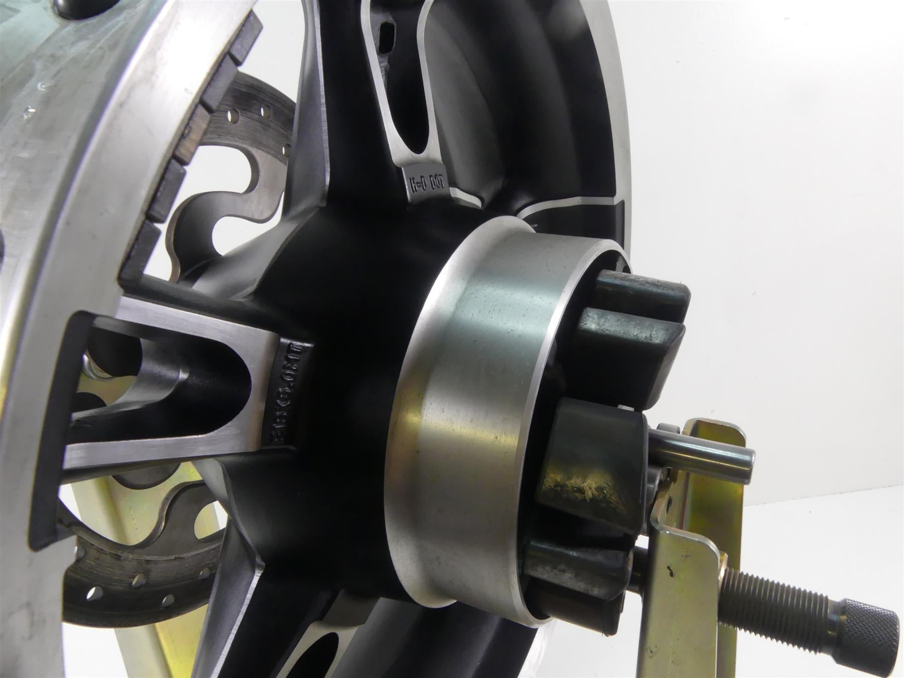 2014 Harley Touring FLHX Street Glide Straight Rear 16x5 Wheel Rim 40900033 {{ shop.shopifyCountryName }} - Mototech271