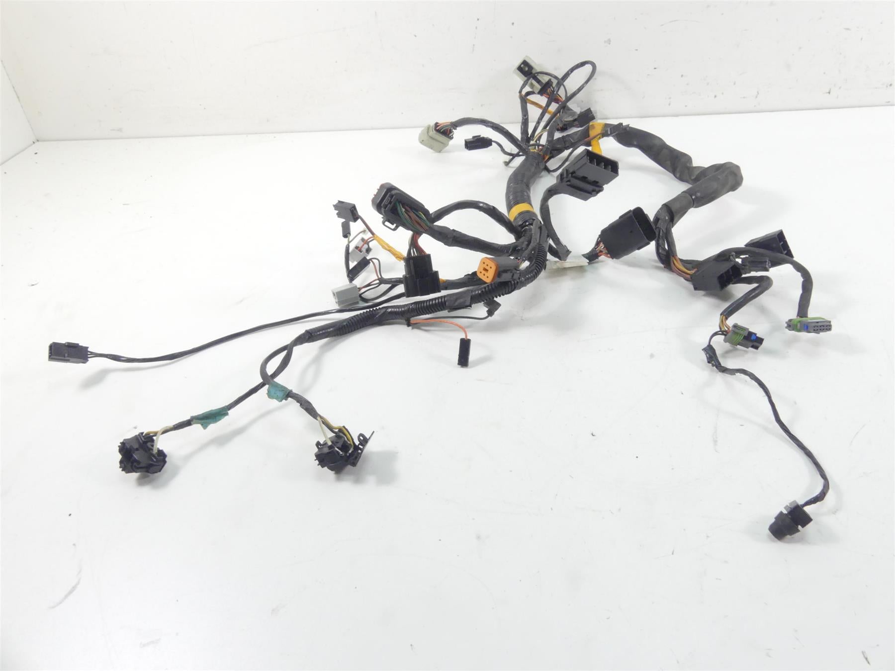 2013 Harley Touring FLTRX Road Glide Front Fairing Interconnect Wiring 70274-10 {{ shop.shopifyCountryName }} - Mototech271