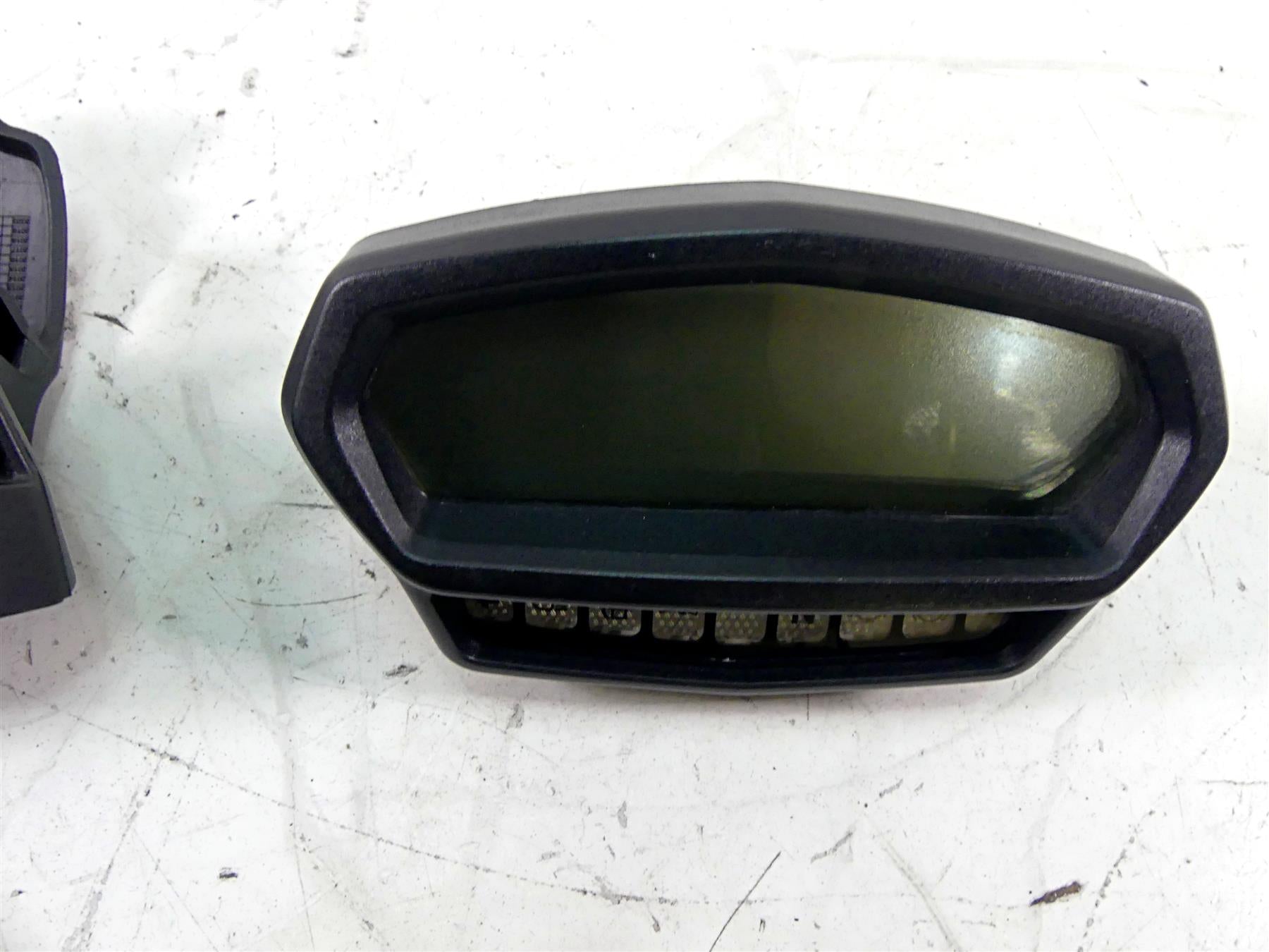 2013 Ducati Diavel Red Speedometer Gauge Instrument Cluster Gauge 40610842B {{ shop.shopifyCountryName }} - Mototech271