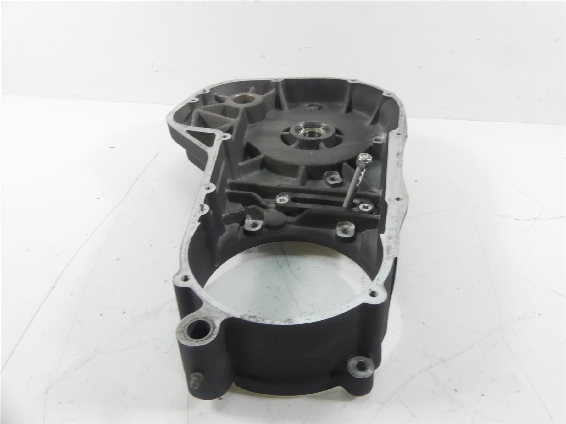 1998 Harley Touring FLHTC Electra Glide Inner Primary Drive Cover 60677-94 {{ shop.shopifyCountryName }} - Mototech271