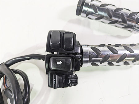 1996 Harley Touring FLHTCUI Electra Glide Right Hand Control Switch 71684-06A {{ shop.shopifyCountryName }} - Mototech271