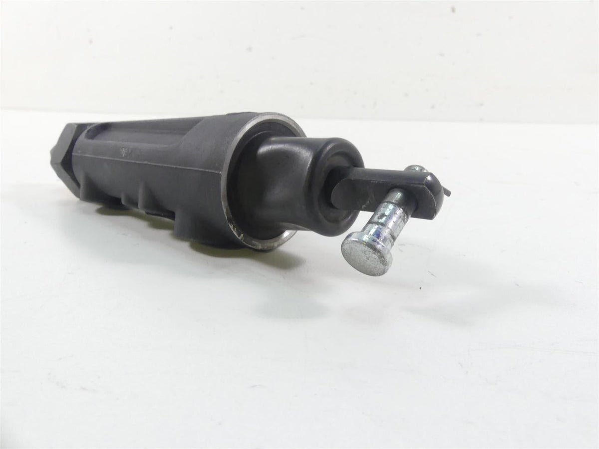 2011 Harley VRSCF Muscle Rod Rear Brembo Brake Master Cylinder - Read 44740-06A {{ shop.shopifyCountryName }} - Mototech271