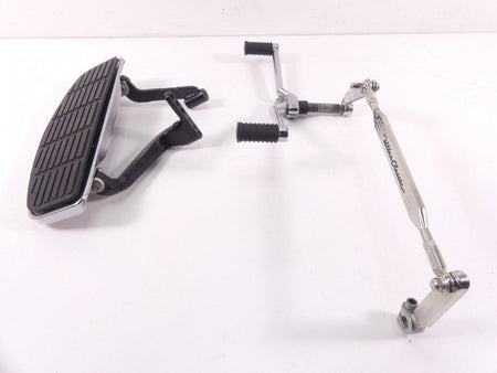 2001 Harley Touring FLHTCUI Electra Glide Left Floor Board & Shifter 50621-79A {{ shop.shopifyCountryName }} - Mototech271