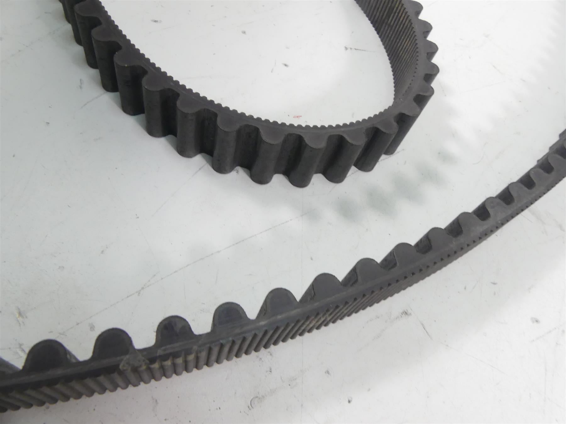 2014 Harley Touring FLHX Street Glide Drive Belt 140T 1" 40024-09 {{ shop.shopifyCountryName }} - Mototech271