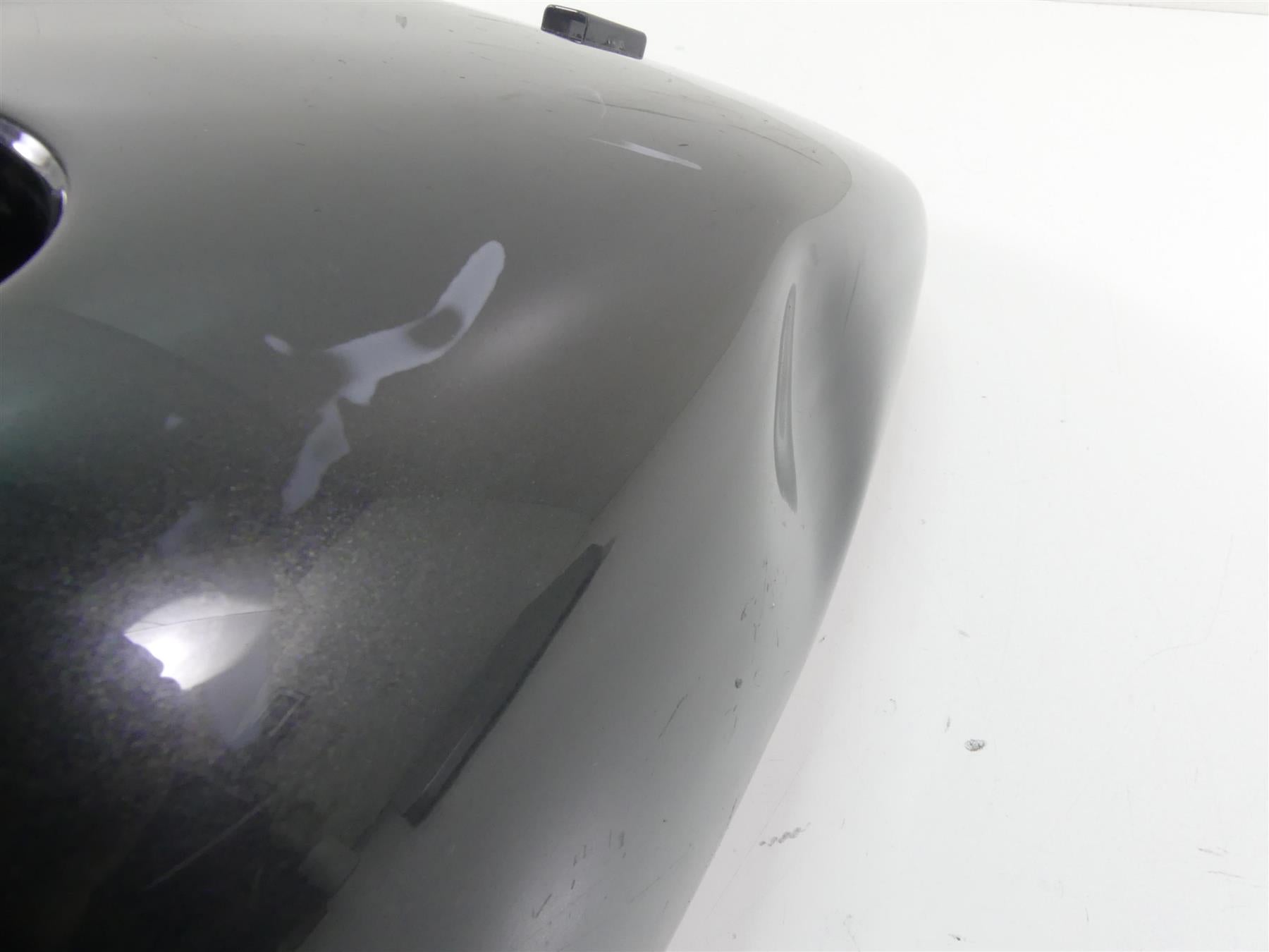 2005 Harley Touring FLHRSI Road King Fuel Gas Petrol Tank - Read 61268-03 {{ shop.shopifyCountryName }} - Mototech271