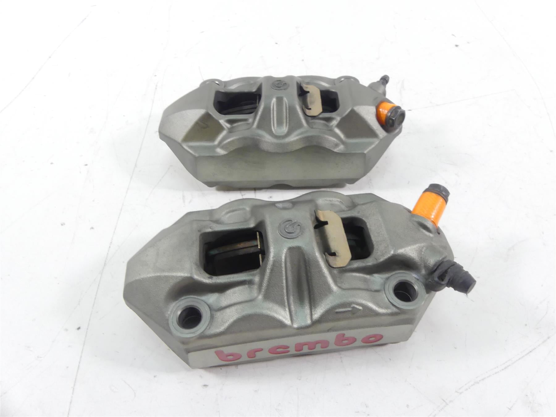 2015 Ducati Diavel Carbon Red Front Brembo Brake Caliper Set 61040901C 61040911C {{ shop.shopifyCountryName }} - Mototech271