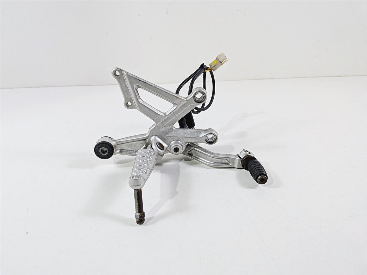 2014 Aprilia RSV4 RR Factory Right Front Foot Peg & Brake Pedal 858786 858785 {{ shop.shopifyCountryName }} - Mototech271
