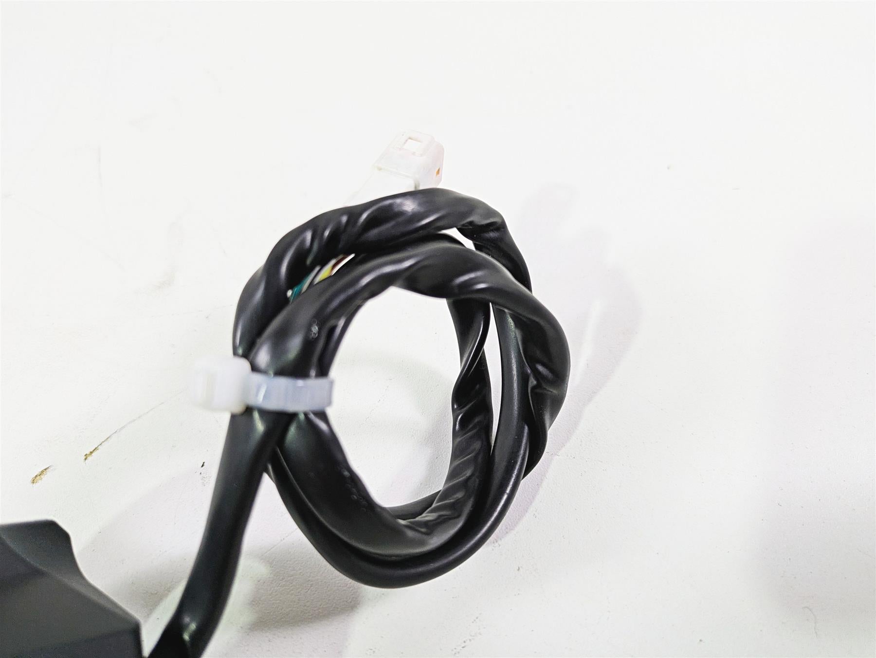 2019 Ducati Supersport 939 S Right Hand Start Stop Control Switch 65010243C {{ shop.shopifyCountryName }} - Mototech271