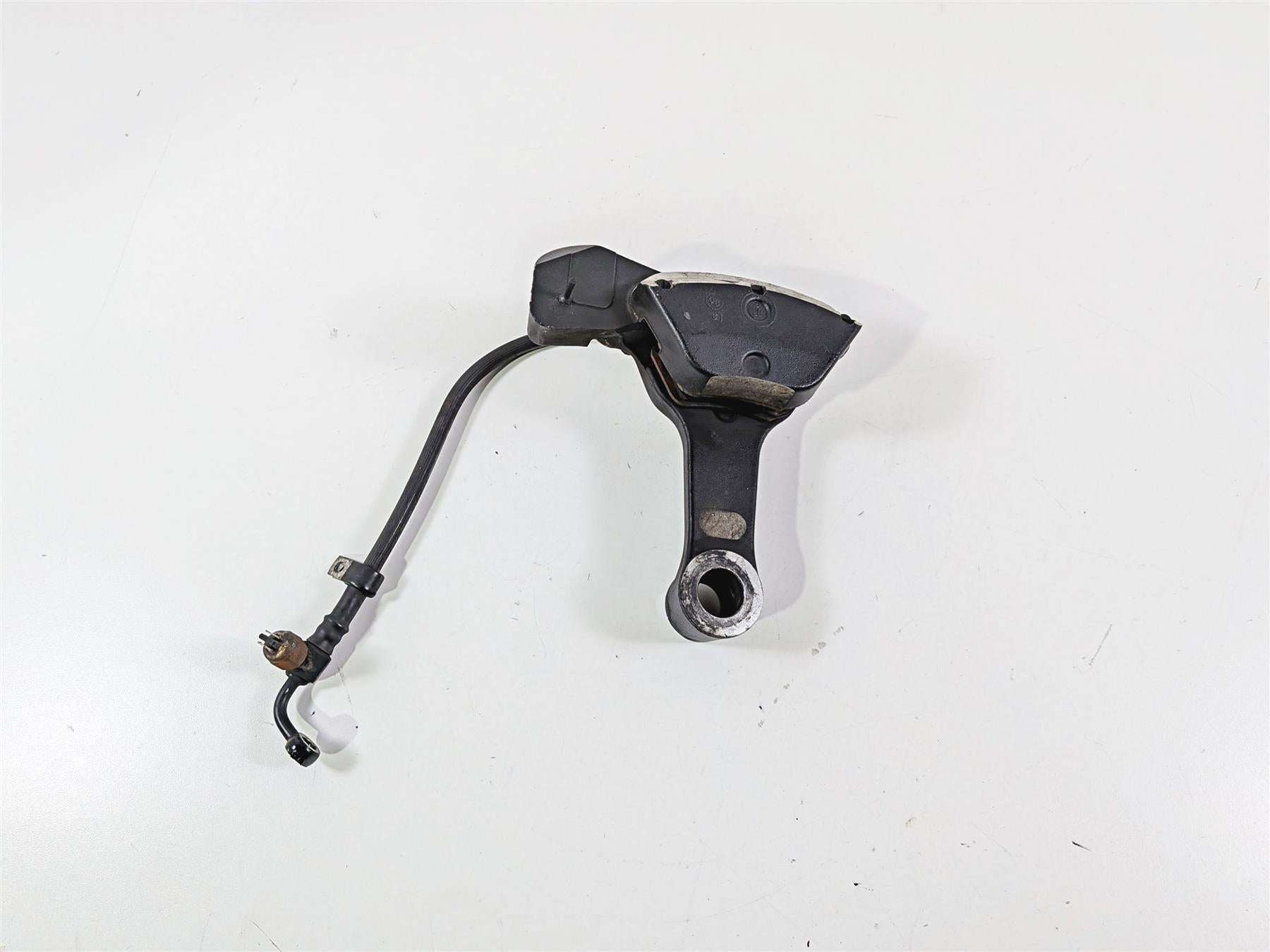 2007 Harley Dyna FXDB Street Bob Rear Brake Caliper + Line 44017-06 {{ shop.shopifyCountryName }} - Mototech271