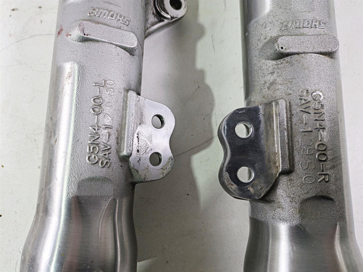 2020 Harley Softail FXST Standard Showa Front Fork Lowers 45400295 45400296 {{ shop.shopifyCountryName }} - Mototech271