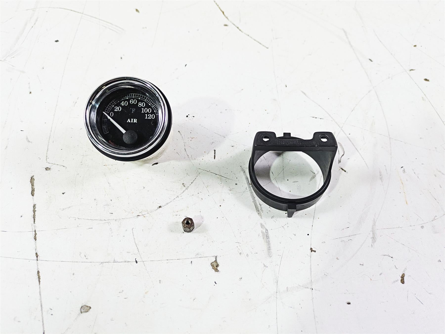 2003 Harley Touring FLHTCUI E-Glide 100th Air Temperature Gauge - Read 75109-96C | Mototech271
