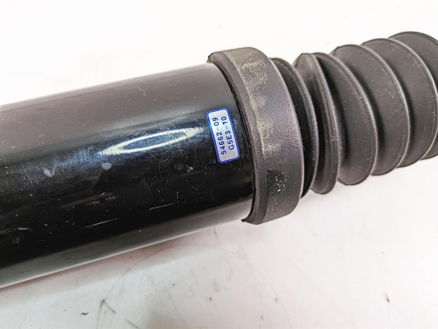 2011 Harley Touring FLTRU Road Glide Rear Air Shock Damper 12" Set 54662-09 {{ shop.shopifyCountryName }} - Mototech271