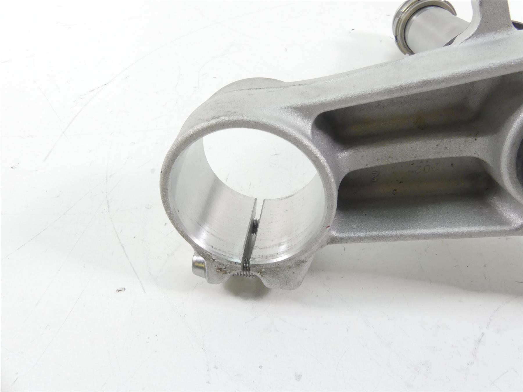 2013 Kawasaki ZX636 ZX6R Ninja Lower Triple Tree Steering Clamp 44037-0136 {{ shop.shopifyCountryName }} - Mototech271