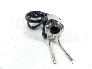 2006 Harley Touring FLHTCU SE E-Glide Right Hand Cruise Control Switch 71589-96B | Mototech271