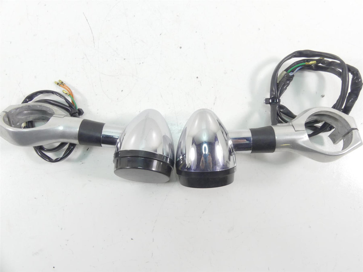 2003 Honda VTX1800 C Smoked Front Blinker & Clamp Set 33400-MBH-672 {{ shop.shopifyCountryName }} - Mototech271